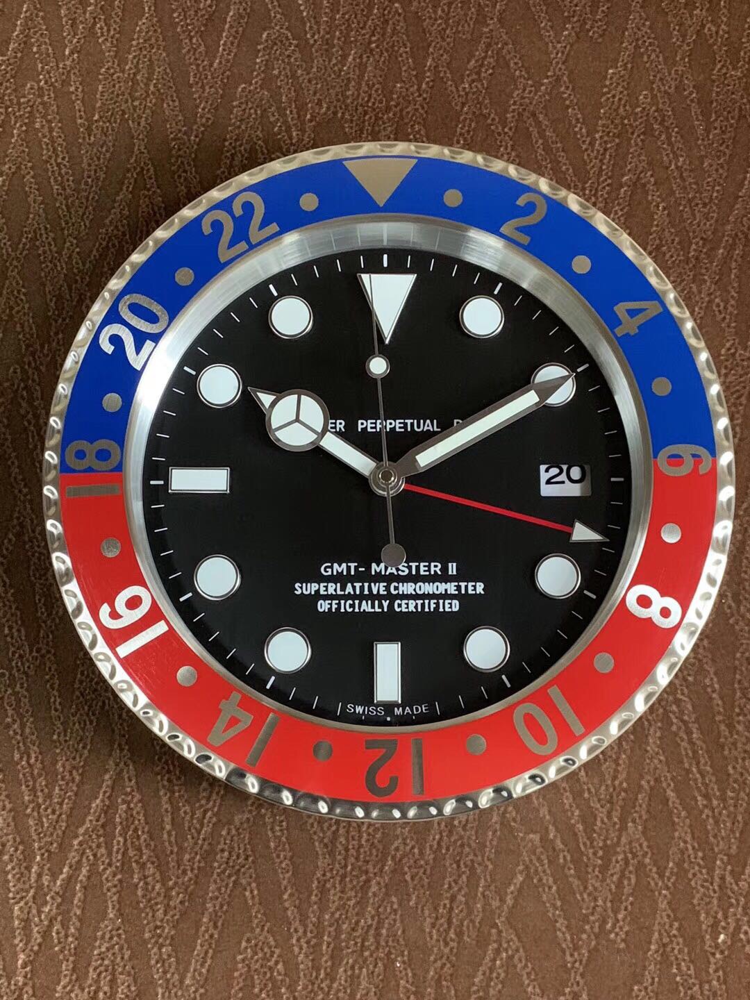 R Classic GMT Wall Clock Blue-Red Bezel Biggest - Click Image to Close